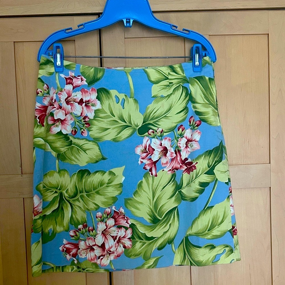 YUKA RESORT Tropical Floral Skirt in Pink, Blue and Green